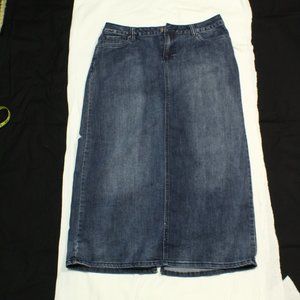 Long stretch denim skirt